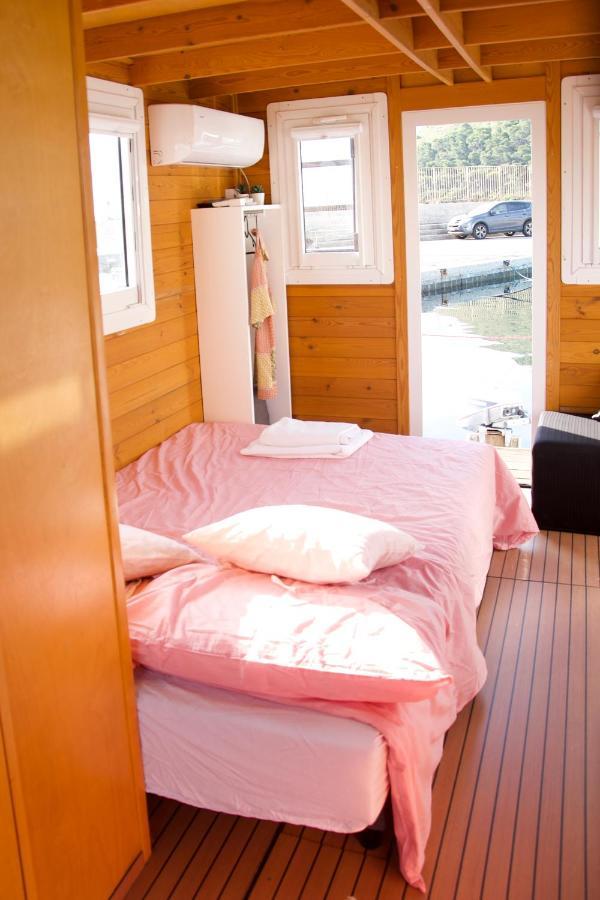 칼리아리 House Boat V Al Poetto 2 Pax Piu' 1 아파트 외부 사진